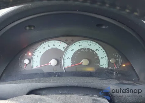 2010 Toyota Camry Se z USA, uszkodzony, nr VIN 4T1BF3EK3AU050531